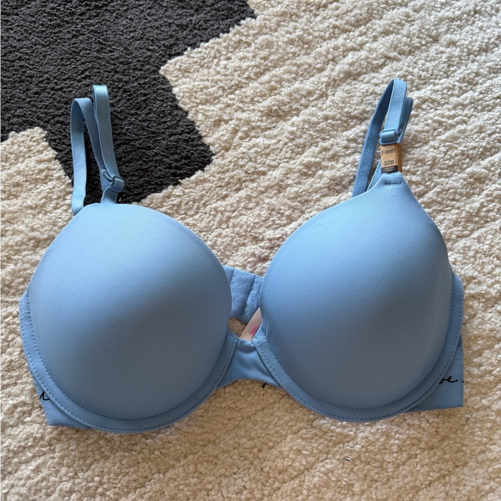 PINK Victoria's Secret Light Blue Bra